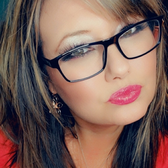 Like this to be notified when we go Live! Adding new items all the time! - Picture 5 of 9